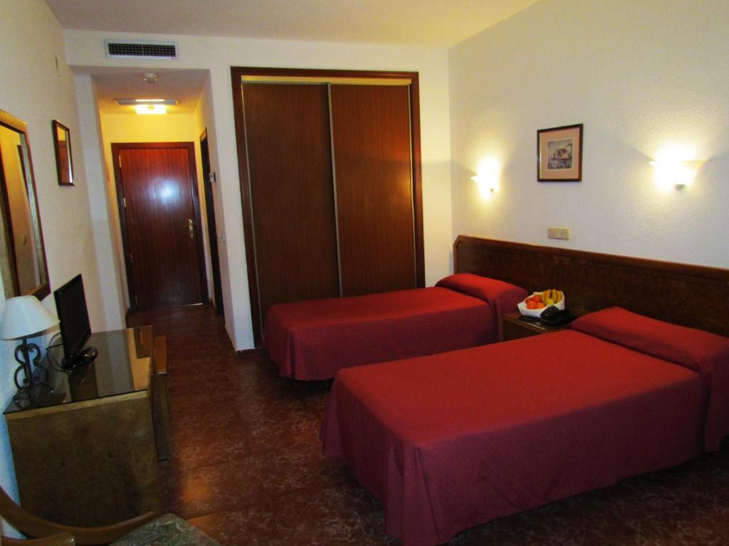Complejo Hotelero Saga Manzanares Phòng bức ảnh