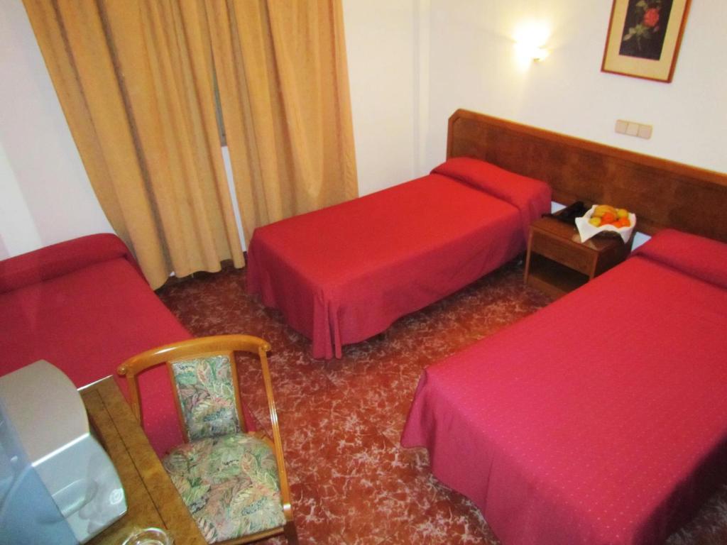 Complejo Hotelero Saga Manzanares Phòng bức ảnh